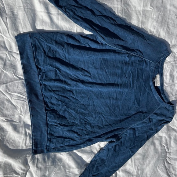 Universal Thread Blue Long Sleeve - Picture 4 of 5